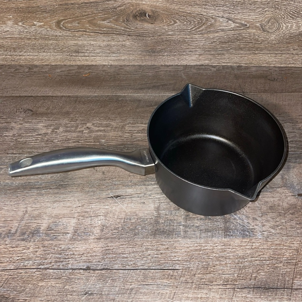Scan Pan Denmark Stratanium Sauce Pan  1.5 Qt Heavy Duty Dual Spout